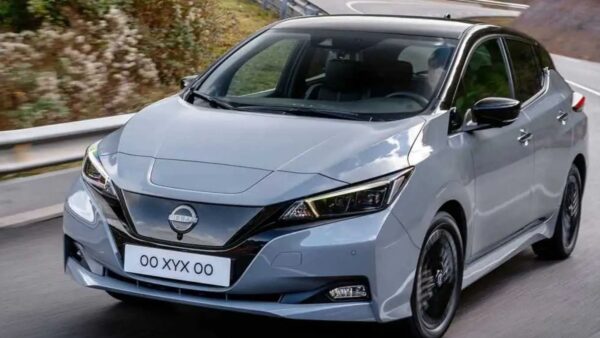 Nuova Nissan Leaf 2025: il crossover elettrico del futuro