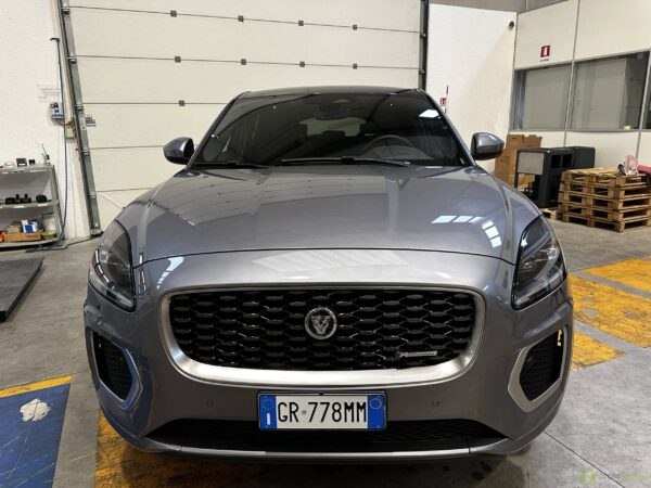 Jaguar E-Pace PHEV - dettaglio Jaguar E-Pace PHEV - dettaglio
