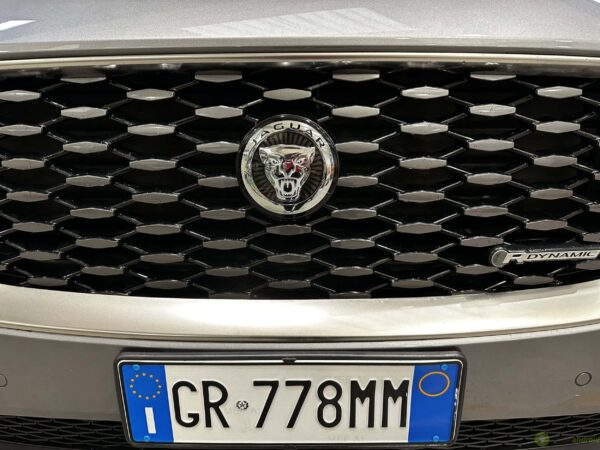 Jaguar E-Pace PHEV - funzionalità Jaguar E-Pace PHEV - funzionalità