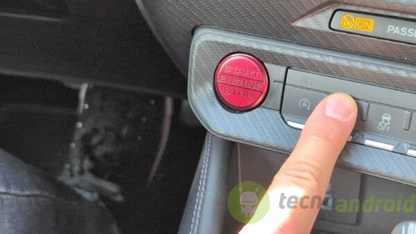 Ford Mustang GT 5.0 V8 Fastback 446CV - immagine 12 Ford Mustang GT 5.0 V8 Fastback 446CV - immagine 12
