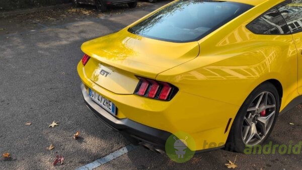 Ford Mustang GT 5.0 V8 Fastback 446CV - immagine 23 Ford Mustang GT 5.0 V8 Fastback 446CV - immagine 23
