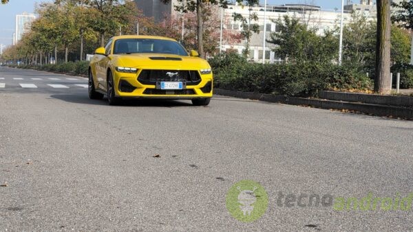 Ford Mustang GT 5.0 V8 Fastback 446CV - caratteristiche Ford Mustang GT 5.0 V8 Fastback 446CV - caratteristiche