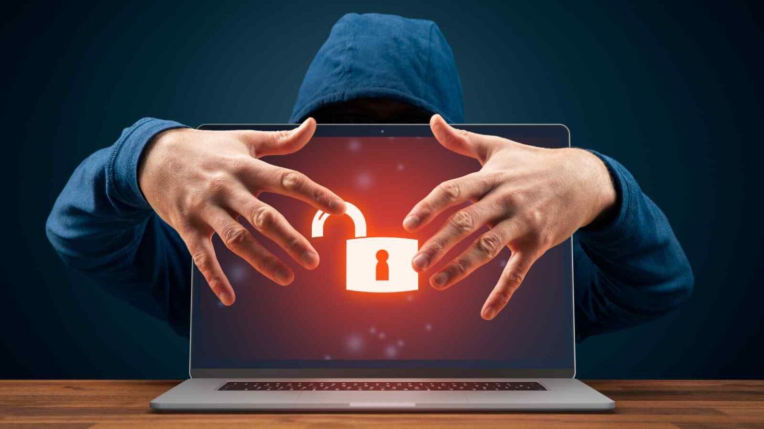 La CISA consiglia pratiche di sicurezza informatica come crittografia, passkey e VPN affidabili per proteggersi meglio dalle minacce online.