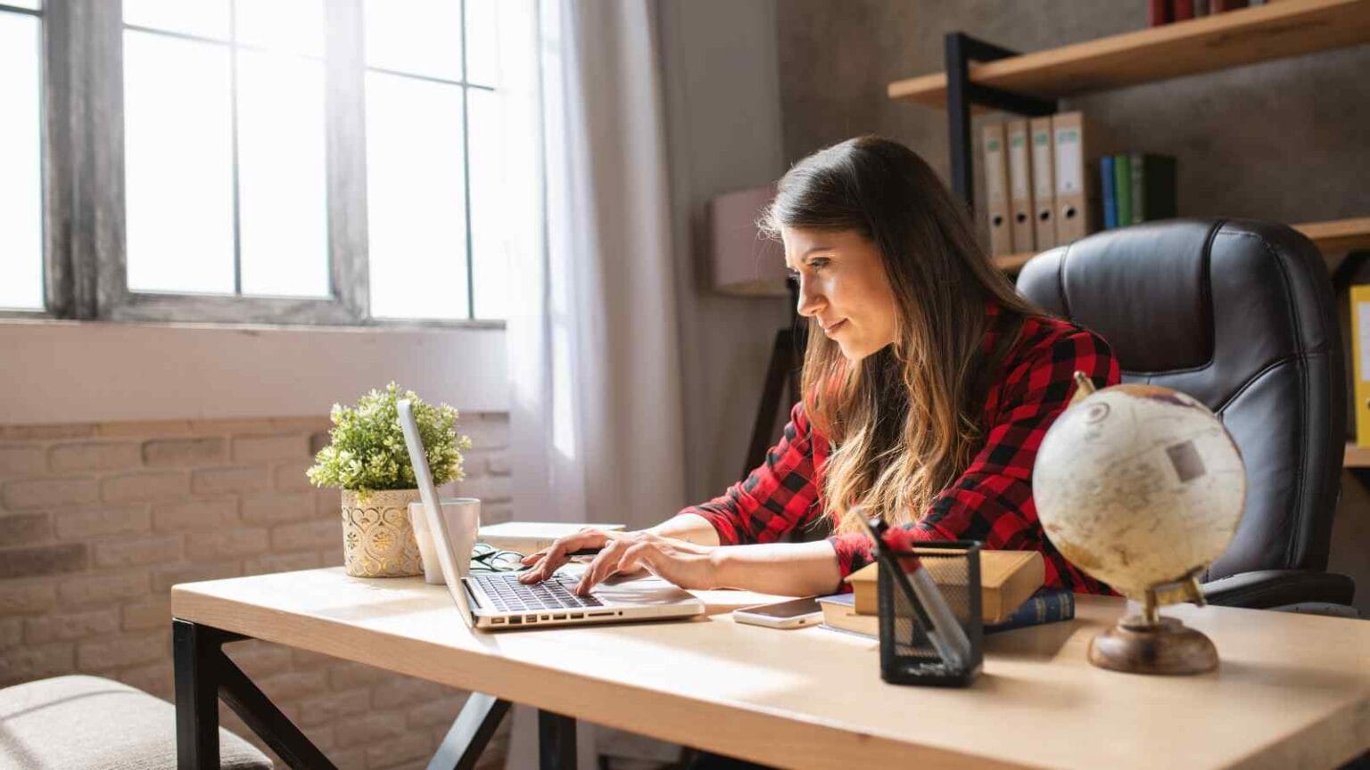 Una nuova, imperdibile offerta da Vodafone per la rete fissa, adatta a chi utilizza il Wi-Fi casalingo per studiare, giocare o lavorare.