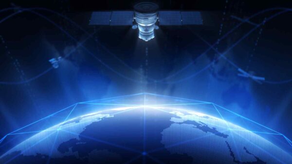 One NZ ha lanciato il primo servizio di messaggistica satellitare nazionale con Starlink, migliorando la connettività nelle zone remote.