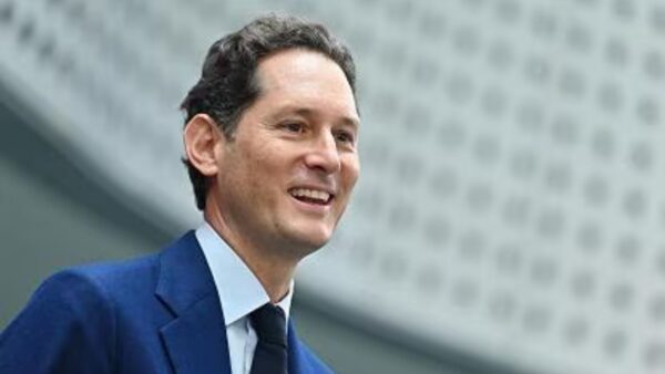 Meta: Zuckerberg annuncia l'entrata di John Elkann nel Cda