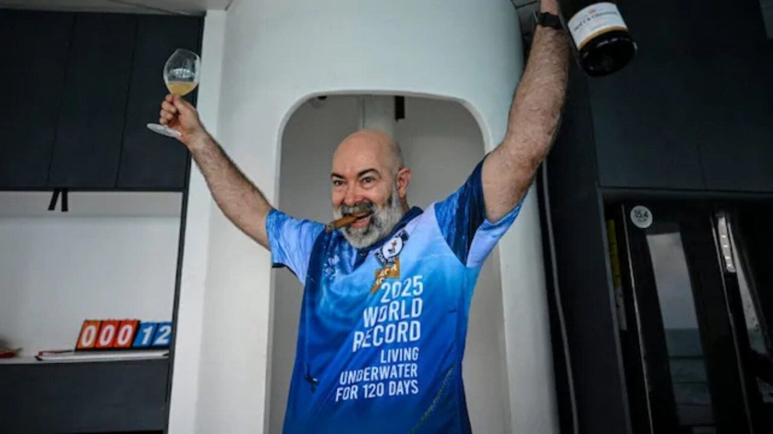 Sott'acqua per 120 giorni: nuovo record per un ingegnere tedesco