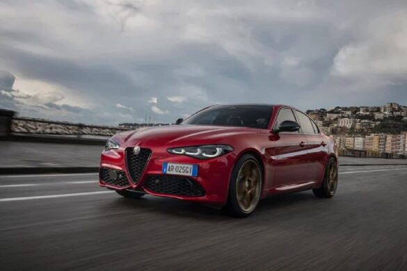 Alfa Romeo Giulia e Stelvio Intensa: prezzo e dotazione