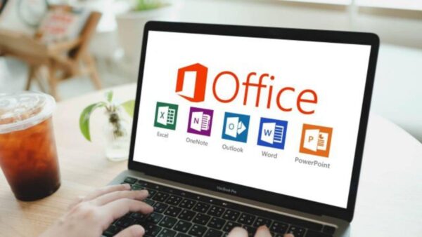 Microsoft: addio ad Office su Windows 10, ecco la data