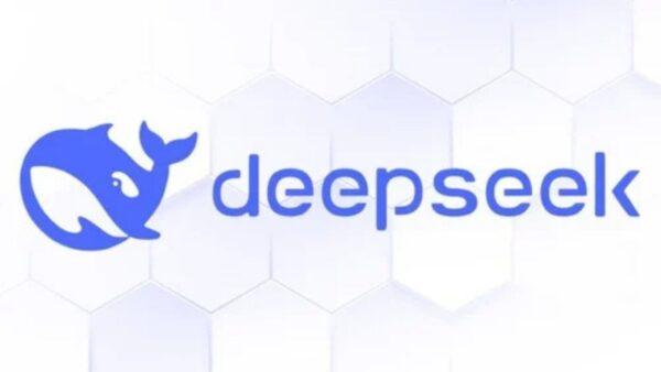DeepSeek: la nuova AI cinese è già in difficoltà per il boom di utenti