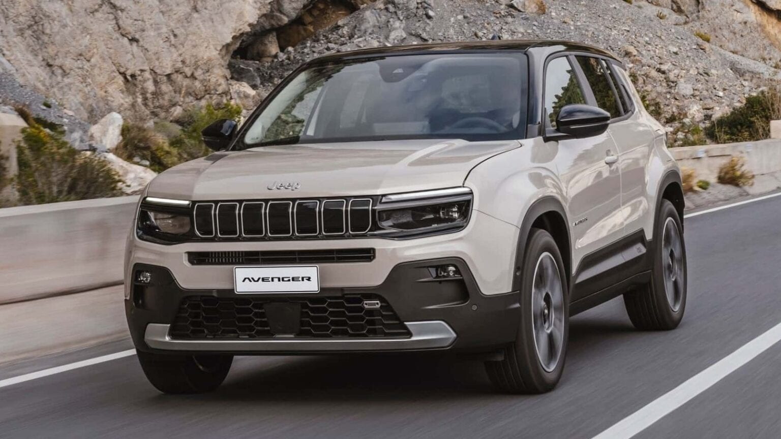 Jeep Avenger: il re dei SUV nel mercato italiano