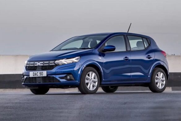 Dacia Sandero: il modello evolve e porta anche l’elettrico in gioco
