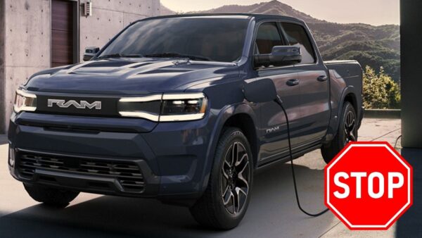Ram 1500 Rev: stop alla versione con batteria più grande