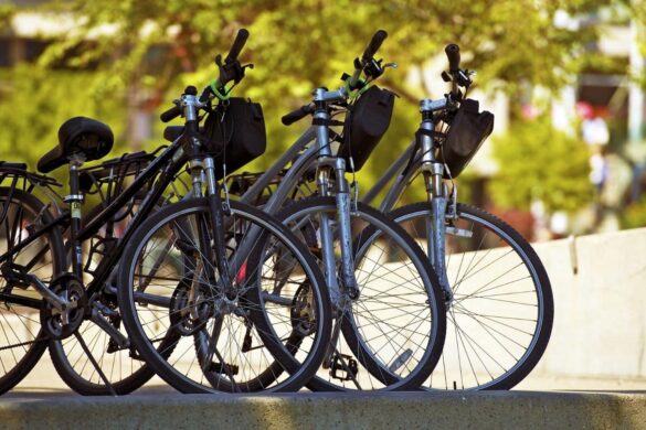 Due ruote in città: progressi e sfide per la mobilità green