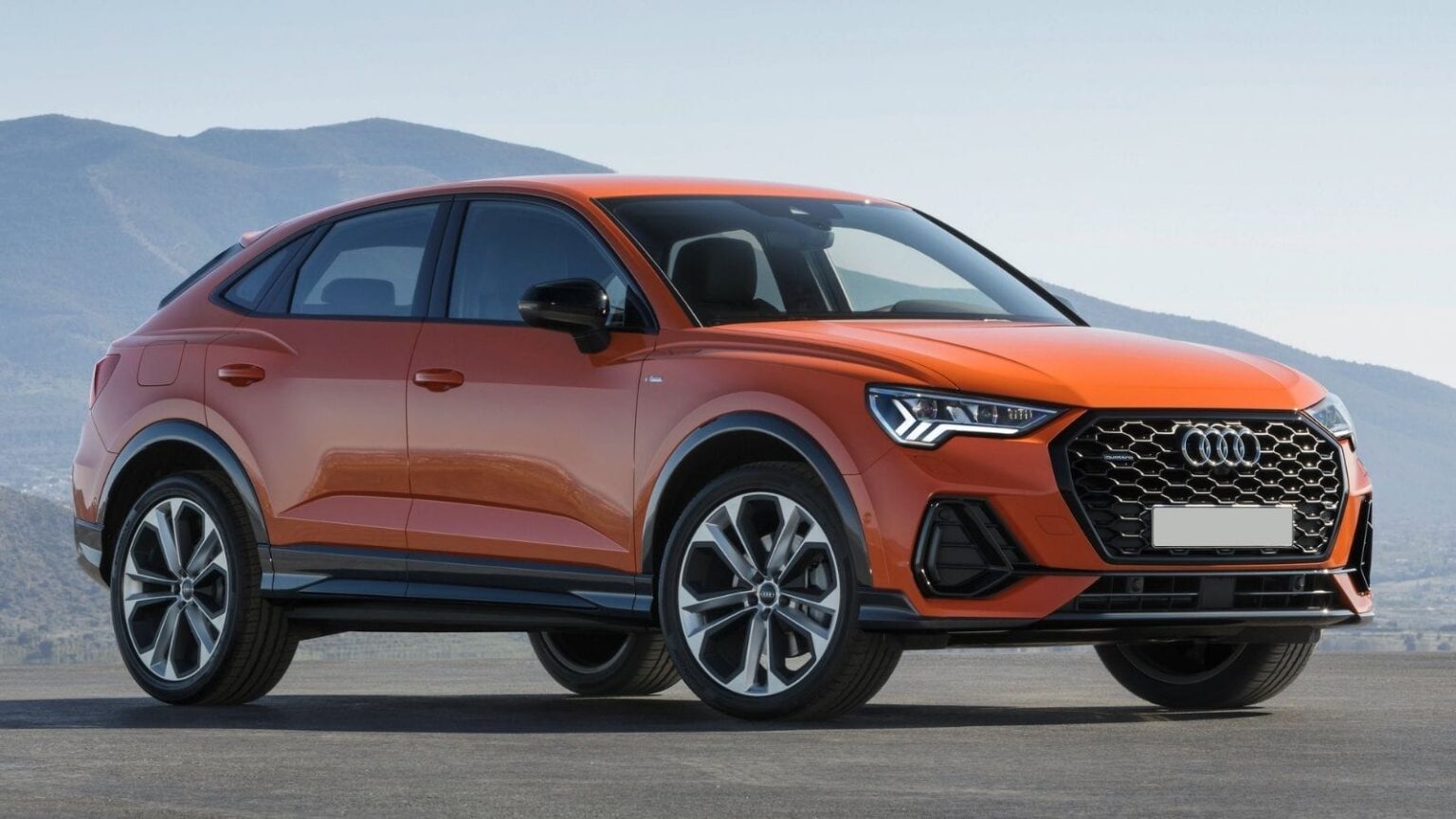 Nuova Audi Q3 Sportback 2025: un SUV Coupé ancora più grintoso
