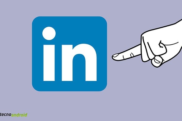 Linkedin accusata di aver ceduto messaggi privati per l’AI