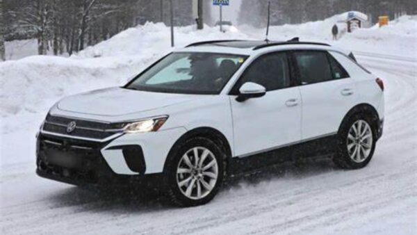 Volkswagen, nuova T-Roc