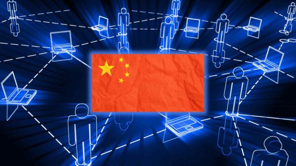 La Cina ha creato CENI, una rete avanzata e sostenibile che rivoluziona il trasferimento dati e supporta l'innovazione tecnologica.