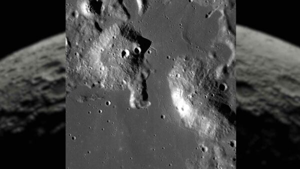 La NASA finanzia una missione con Firefly Aerospace per esplorare le misteriose cupole Gruithuisen sulla Luna, prevista per il 2028.