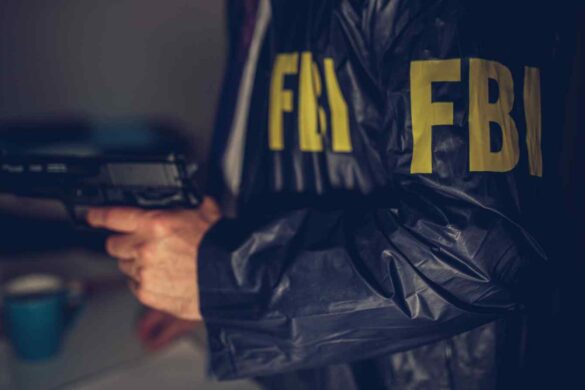 La Corte frena l’FBI: sorveglianza senza limiti è incostituzionale