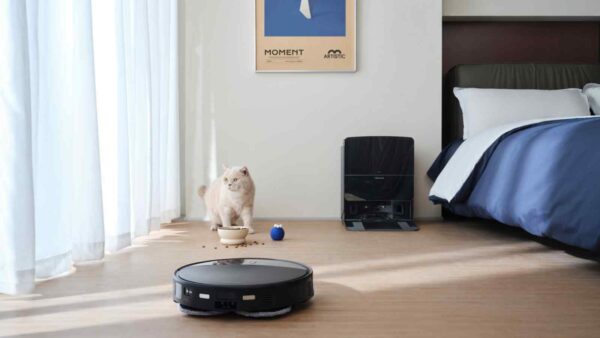 Roborock al CES 2025 presenta una nuova linea di robot aspirapolvere e dispositivi intelligenti per una pulizia domestica all'avanguardia.