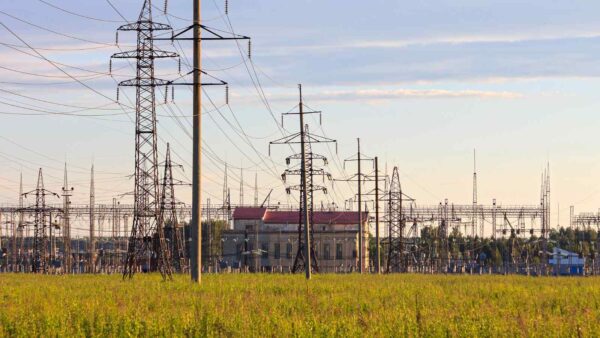 Una vulnerabilità nelle reti elettriche europee, causata dal sistema Radio Ripple Control, potrebbe provocare blackout su larga scala.