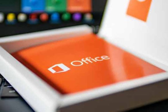 Microsoft Office diventa gratuito per tutti ma con alcuni compromessi