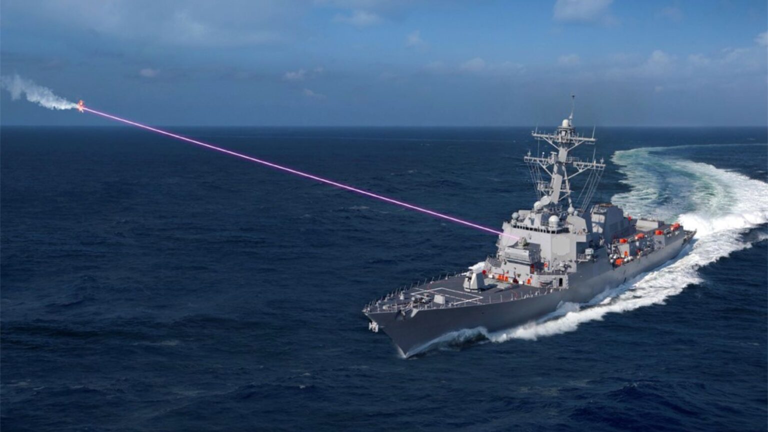 USA: la Marina testa un'arma laser anti-drone, arriva fino a 8 km