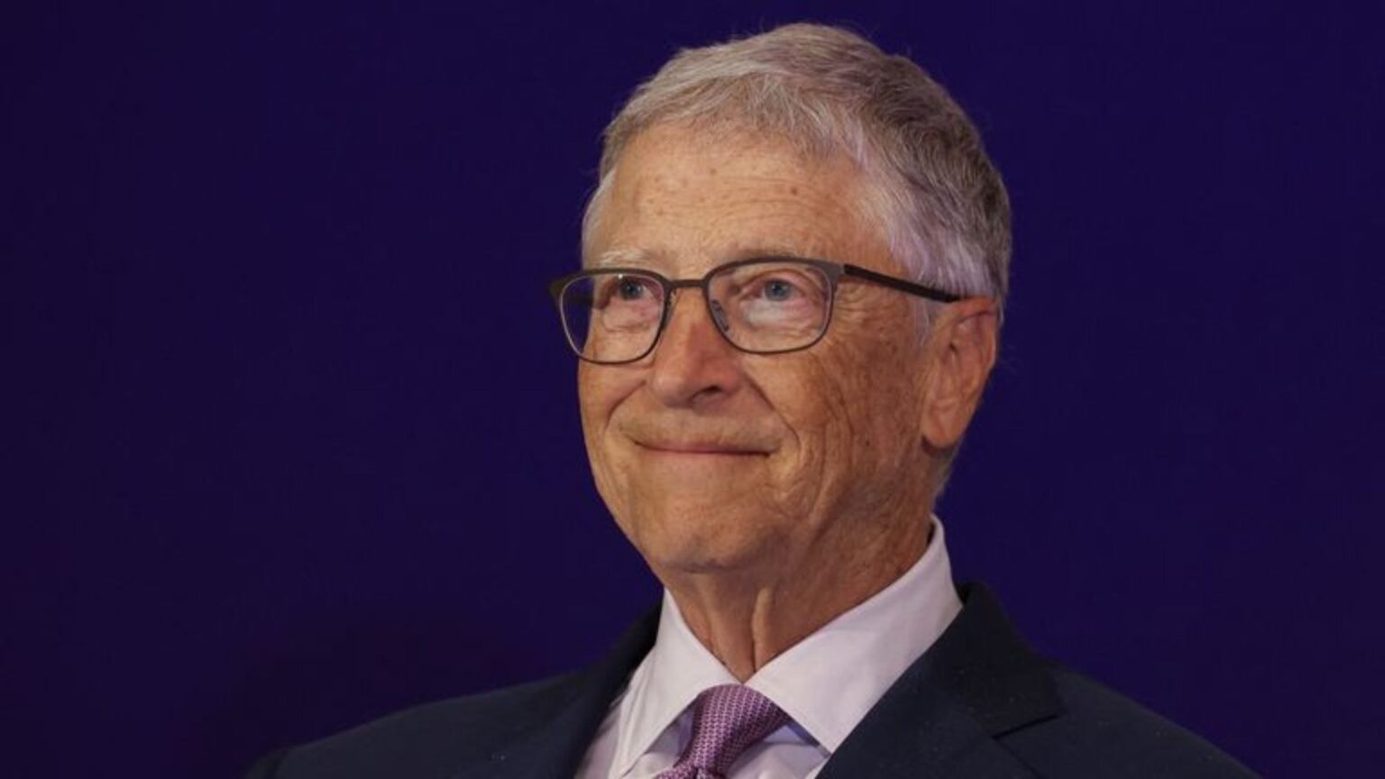 Bill Gates temeva che Microsoft fallisse: la storia del miliardario e del suo impero