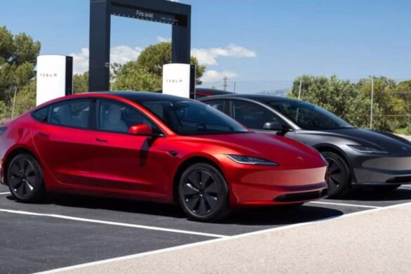 Mercato auto in calo, ma le elettriche accelerano