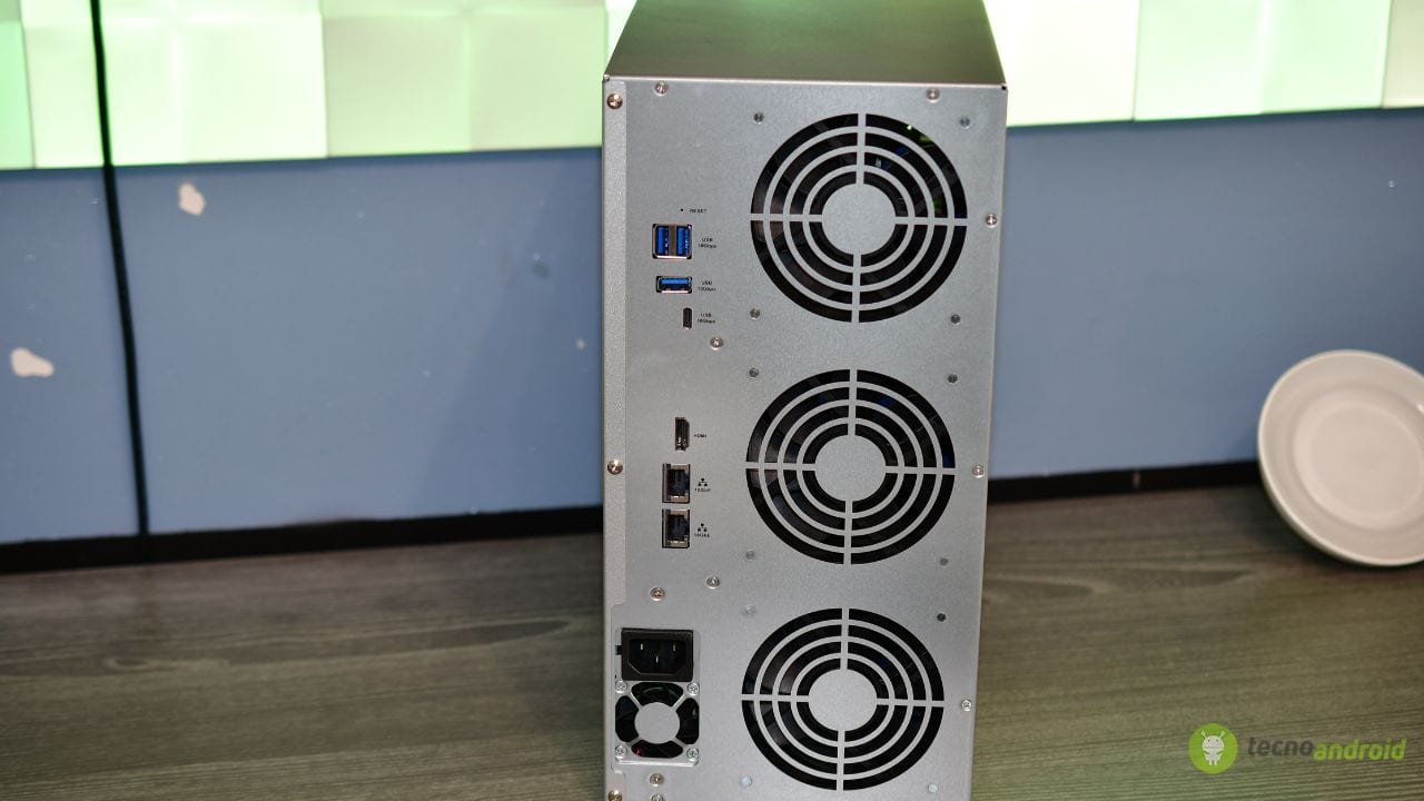 TerraMaster T12-500 Pro e BBS: il server di backup potente e flessibile, recensione