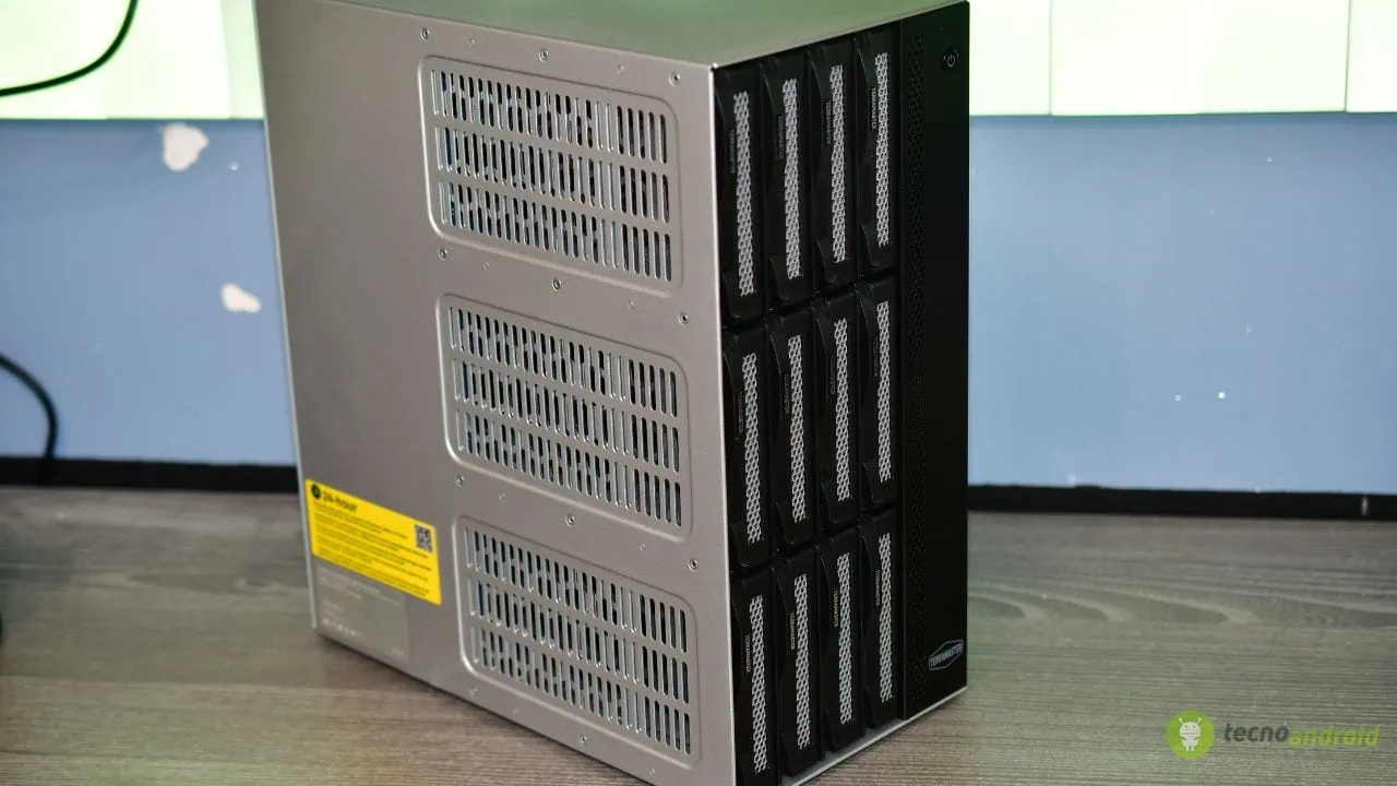TerraMaster T12-500 Pro e BBS: il server di backup potente e flessibile, recensione