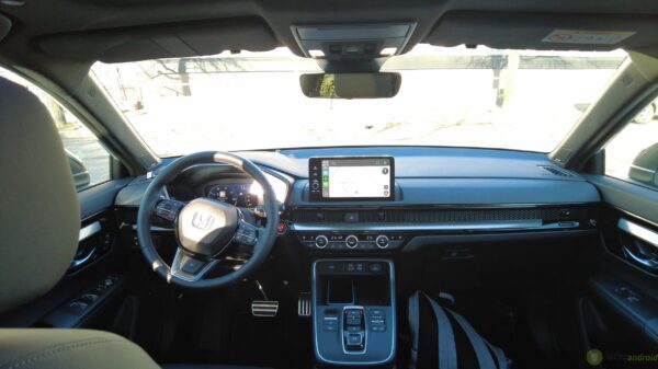 Honda CR-V Plug-In Hybrid 2024 - immagine 13 Honda CR-V Plug-In Hybrid 2024 - immagine 13