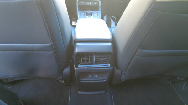 Honda CR-V Plug-In Hybrid 2024 - immagine 9 Honda CR-V Plug-In Hybrid 2024 - immagine 9