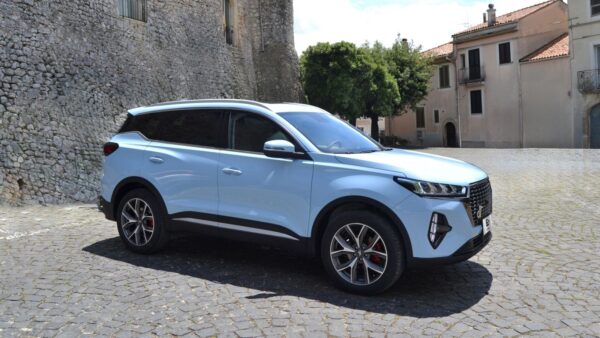 DR 6.0 T-GDI: il nuovo SUV ha più motorizzazioni