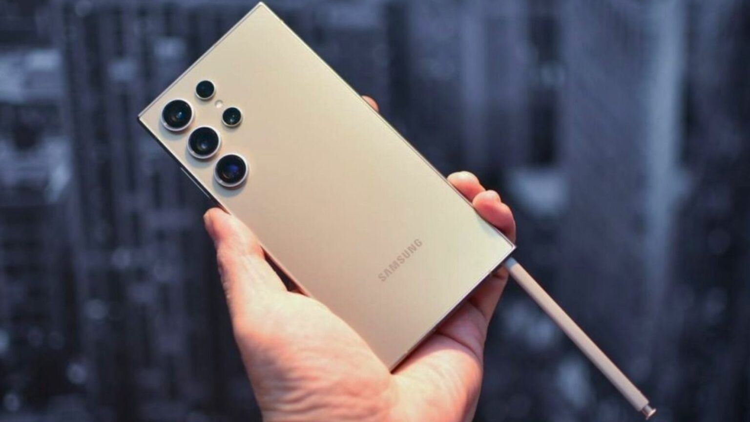 Samsung Galaxy S25 Ultra: S PEN senza Bluetooth ma c'è comunque la ricarica
