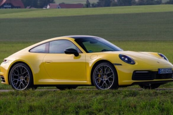 Porsche: ancora auto a benzina nell’era del “quasi” elettrico