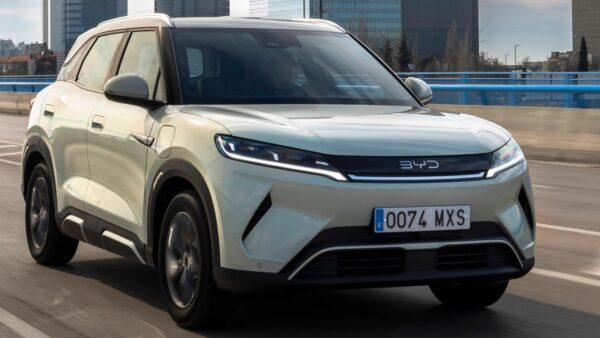 BYD Atto 2, la nuova elettrica arriva l'Europa: ecco i prezzi