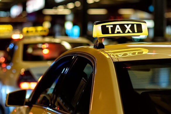 Taxi vs NCC: la battaglia per la liberalizzazione del trasporto