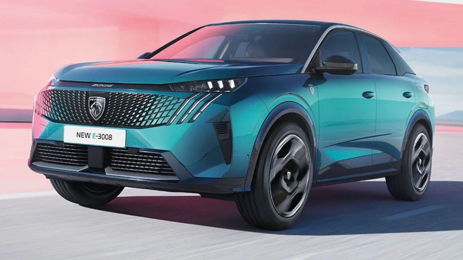 Peugeot accelera verso il futuro elettrico: gli obiettivi 2025