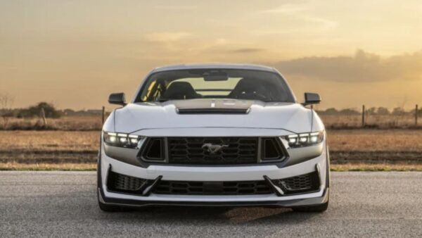 Hennessey Super Venom: la Mustang aggressiva da 850 CV