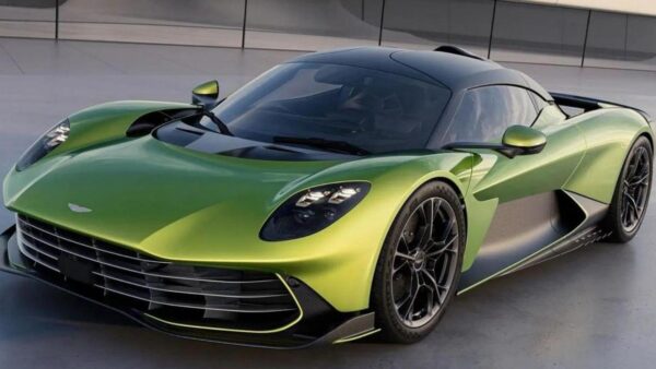 Aston Martin verso la rinascita: dazi di Trump e sfide da superare