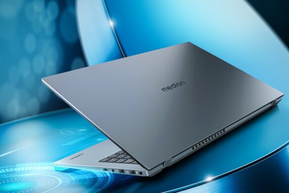 MEDION E15433, il notebook arriva da Mediaworld