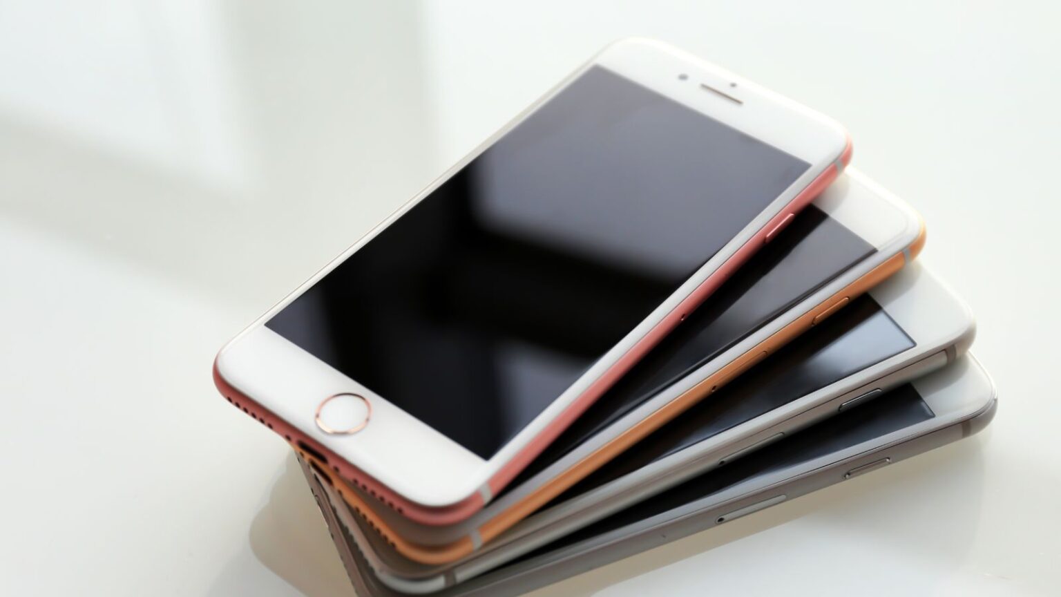 iPhone SE 4