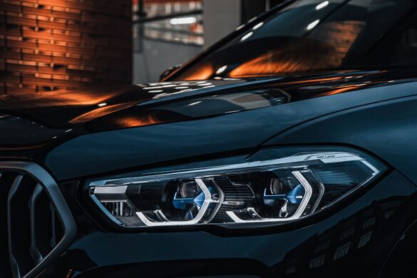 BMW M5, restyling per un design Neue Klasse