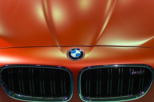 BMW: il nuovo obiettivo è ottimizzare le batterie agli ioni di litio