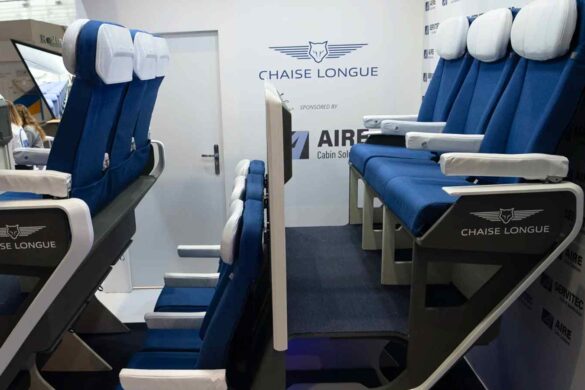 Più passeggeri, meno spazio: Airbus testa i sedili su due livelli
