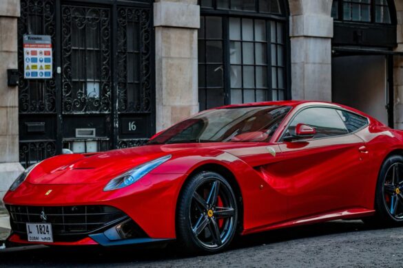 Ferrari elettrica, il debutto si avvicina: nuove foto spia