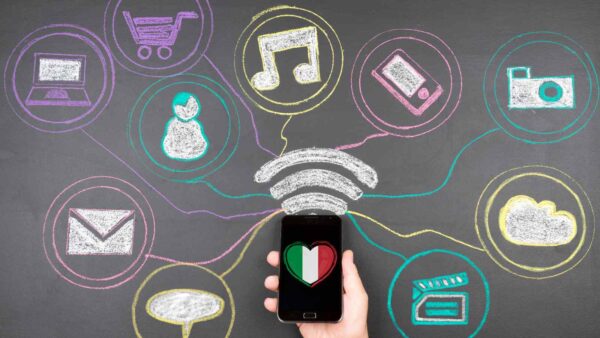 Il Digital Report 2025 mostra come TikTok superi Facebook e YouTube, con gli italiani sempre più immersi nel digitale tra social e AI.