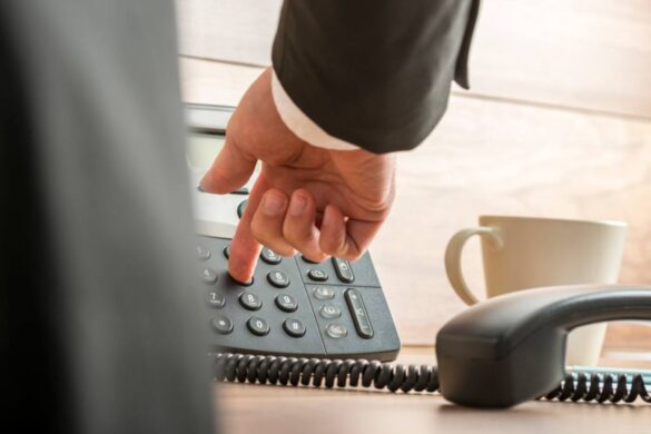 Attenzione alla nuova truffa telefonica del curriculum: sottrae soldi e dati personali